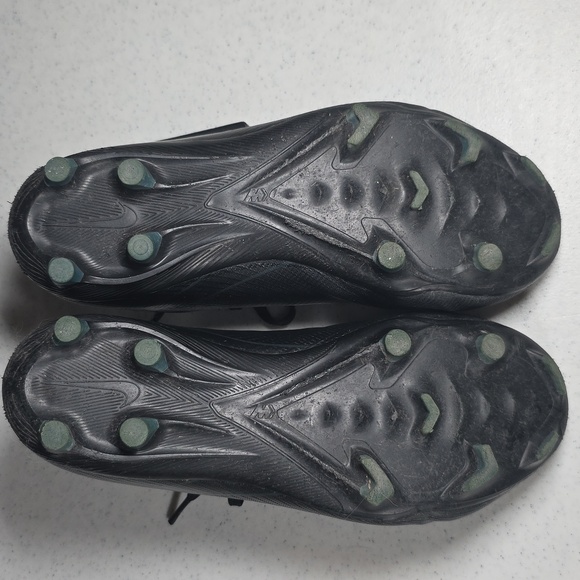 Nike Mercurial Air Zoom Black Athletic Soccer Shoes Size 3 kids - Picture 6 of 7